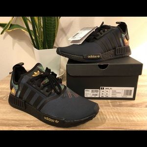 DS adidas NMD R1 JAPAN EXCLUSIVE “Fireworks”